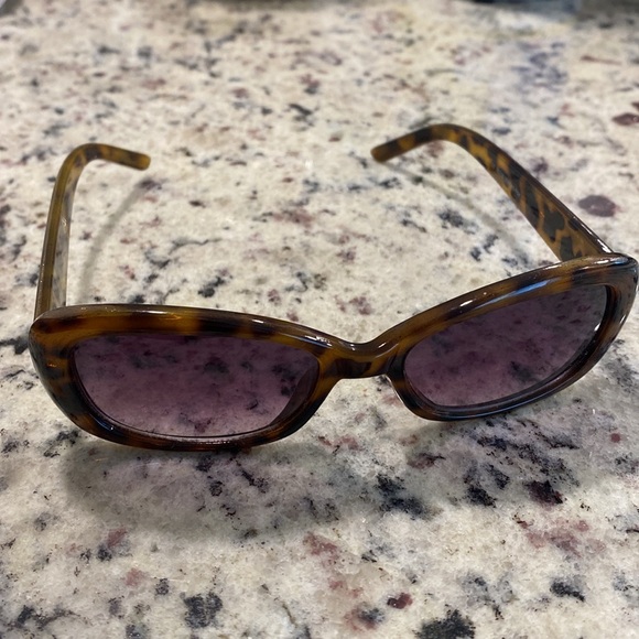 Accessories - Y2K 2000s Tortoise Shell Plastic Sunglasses
